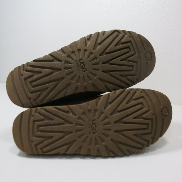 UGG Bailey Button Classic Short Winter Boots Shoes Australia Footwear Women's 6 - Picture 3 of 7